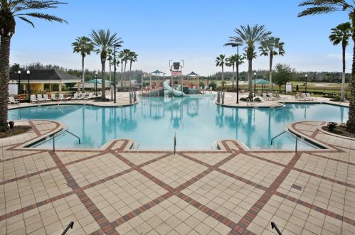 8899 Bella Vita Cir, Land O Lakes FL 34637-3503 exterior