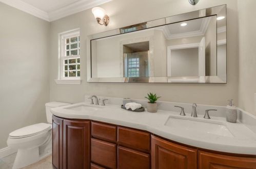 18660 Castle Lake Dr, Morgan Hill CA  95037-9472 exterior