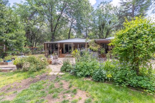 23750 Carson St, Pioneer, CA