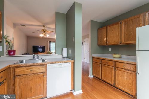 173 William Penn Dr, Norristown PA  19403-5205 exterior