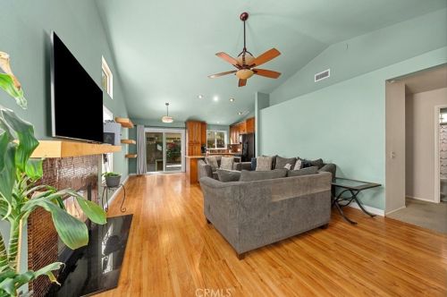 31734 Calle Novelda, Temecula CA  92592-3745 exterior