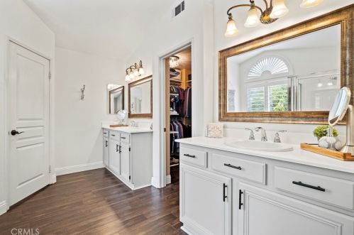 30411 Star Canyon Pl, Santa Clarita CA  91384-4712 exterior