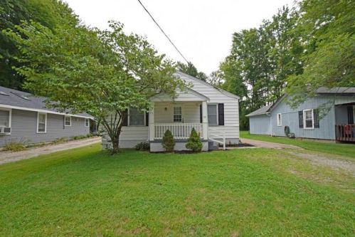 16 Huntington Ave, Amelia, OH 45102-1912