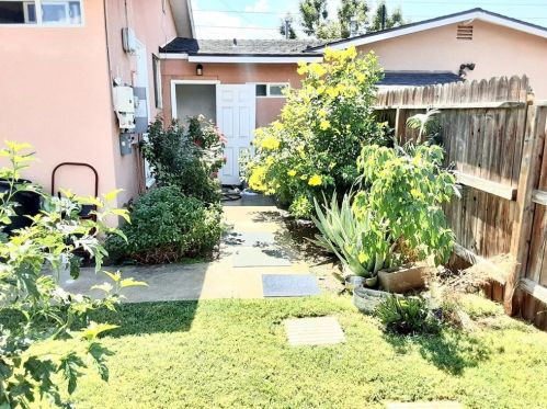 421 Commonwealth Ave, San Jacinto, CA 92583-5620