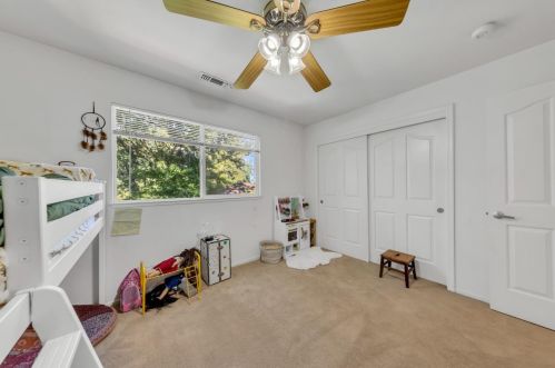 217 Fairmont Dr, Grass Valley CA  95945-9708 exterior