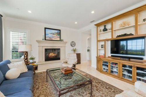 14 Morning Lgt, Newport Beach CA  92657-1654 exterior