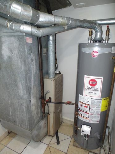 2055 Un St, Gary IN  46405-2453 exterior