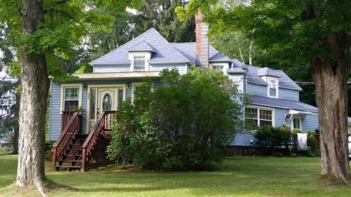 51 Lake St, Stamford, NY 12167-1034