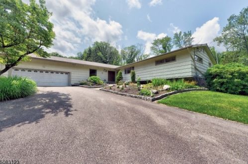 1161 Westbrook Rd, West Milford Lakes, NJ 07480-3017