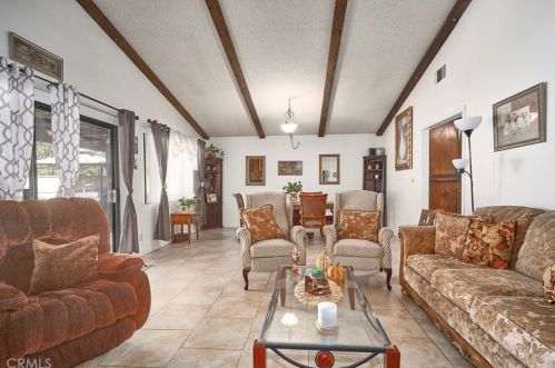 12542 Spring Valley Pkwy, Victorville CA  92395 exterior