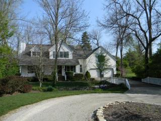 6162 Contreras Rd, Miami, OH 45056-9723