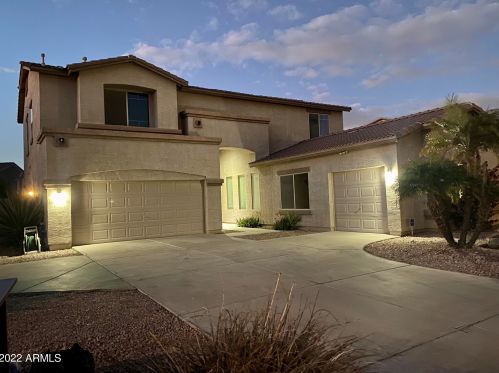 4712 Firestone Dr, Chandler, AZ 85249-7388