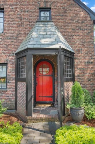 4 Lenox Ter, South Orange, NJ 07079-1416