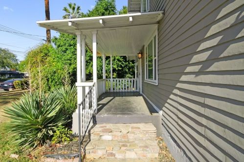 6188 Palm Ave, Riverside CA  92506-2022 exterior
