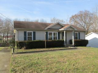 1024 Tolliver Way, Clarksville, TN 37040-2810