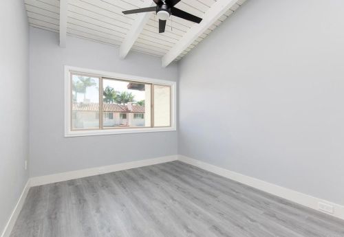 4305 Loma Riviera Ct, San Diego CA 92110-5504 exterior