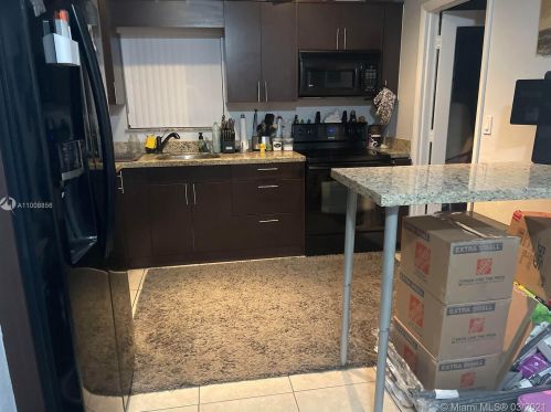 2111 57th Ter, Hollywood FL  33021-3822 exterior