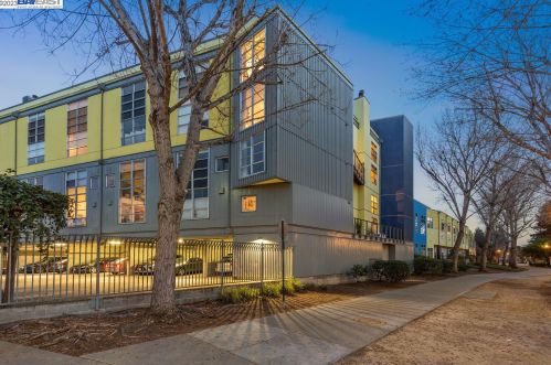 1200 65th St, Oakland CA  94608-1111 exterior