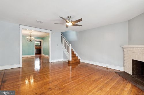 6138 Mccallum St, Philadelphia, PA 19144-2604