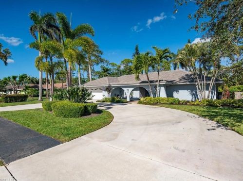 1905 Imperial Golf Course Blvd, Naples FL  34110-1007 exterior