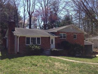 13 Deanwood Cir, Asheville, NC 28803-1808