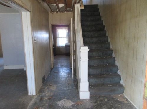 339 Wilson Ave, Ambridge, PA 15003-2165