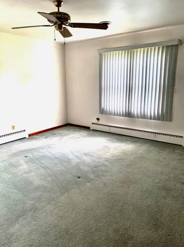 210 Berens St, Dyer IN  46311-2106 exterior