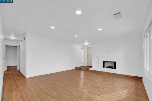 1570 London Cir, Benicia CA  94510-1339 exterior