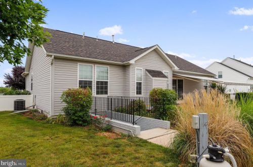 1142 Dallas Dr, Upton PA  17225-8535 exterior