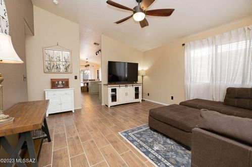 7864 Lauder St, Tucson AZ  85747-9264 exterior