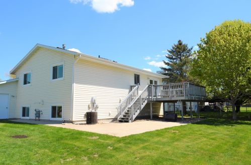 1703 Shumway Ave, Faribault, MN 55021-3113