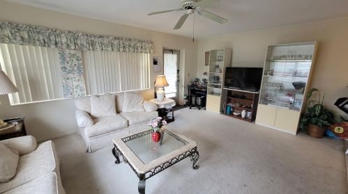 151 Andover F, West Palm Beach, FL 33417-2632
