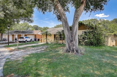 7247 Belvedere Ter, New Port Richey, FL 34655-2538