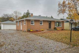 5320 55th Ave, Kenosha WI  53144-2370 exterior