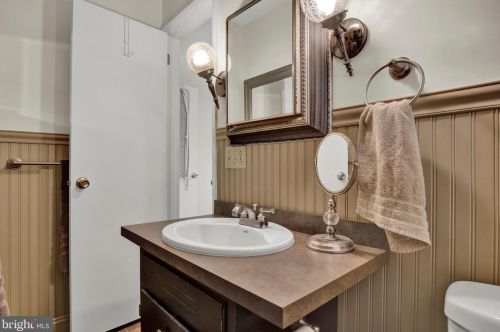 81 Moongale Dr, Carlisle PA  17013-2116 exterior