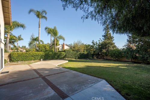 1512 Mansfield Ct, Upland CA  91784-7963 exterior