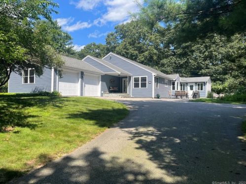 8 Wellington Way, Amston, CT 06231-1644
