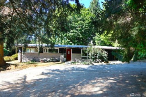 18305 Vashon Hwy, Vashon, WA 98070-5209