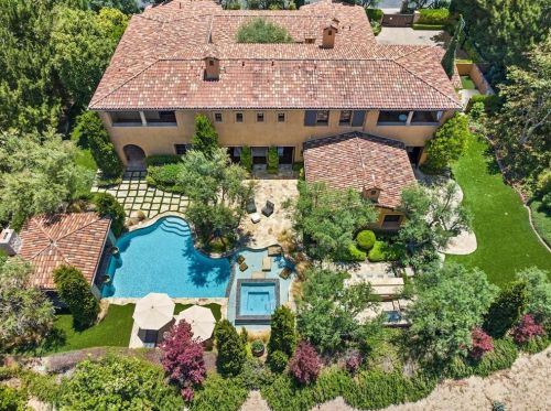 47 Echo Gln, Irvine CA  92603-0421 exterior