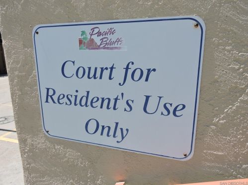 4168 Genesee Ave, San Diego CA  92111-2716 exterior