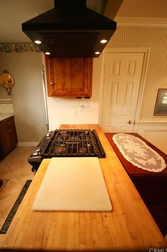 13141 Lewis St, Garden Grove CA  92843-2227 exterior