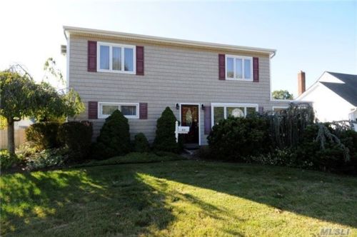 431 Davis Pl, Bethpage, NY 11714-4709
