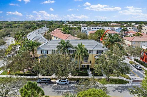 290 Quarry Knoll Way, Jupiter FL  33458-2888 exterior