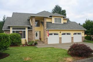 9736 Amanda Dr, Olympia, WA 98516-1734