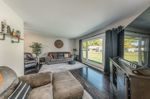 7750 Martha Cir, Waterford WI  53185-2039 exterior