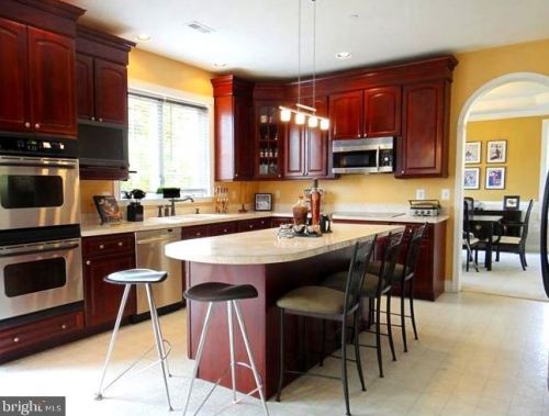 115 Condor Ridge Ct, Norristown PA  19403-1889 exterior