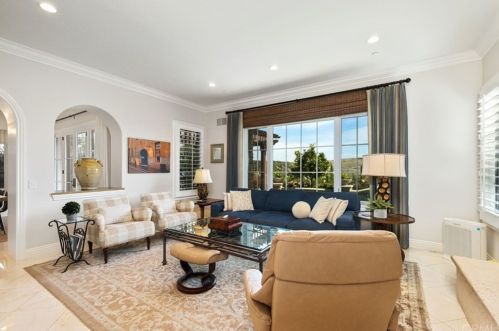 14 Morning Lgt, Newport Beach CA  92657-1654 exterior