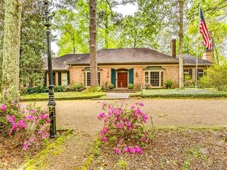 1830 Croom Dr, Montgomery, AL 36106-2741