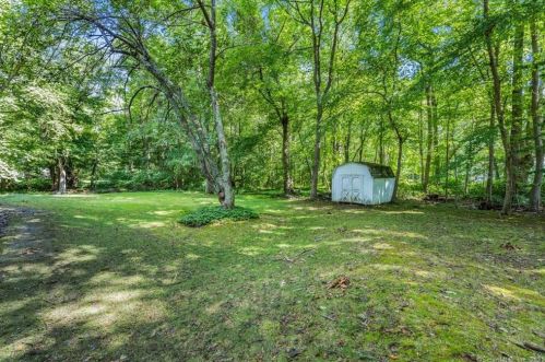 219 Mile Creek Rd, Lyme CT  06371-1812 exterior