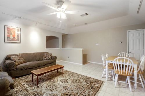 3516 Marquette Dr, Denton TX  76210-8735 exterior